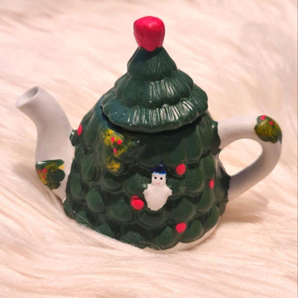 World Bazaar Christmas Tree Holiday Collection - Picture 2 of 6